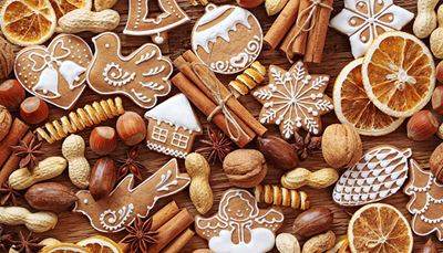 badyán, arašídy, sušenka, glazura, zvonek, lískovýořech, skořice, vzor, perník, koření, šiška, kůra, pták